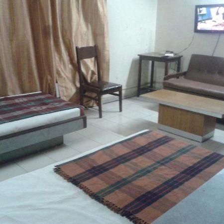 Hotel Sant Plaza Indore Extérieur photo