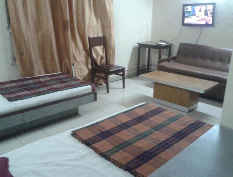 Hotel Sant Plaza Indore Extérieur photo